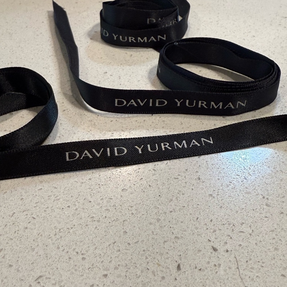 David Yurman Elegant Silk Gift Ribbon 🎀 - Picture 2 of 8